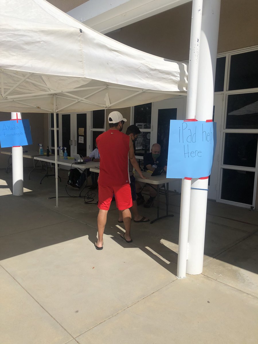 MSThunderhawks's tweet photo. Tech help available today 10-1 pm.  Proud of our CJSF recipients- https://t.co/fCa1EQ8k1E