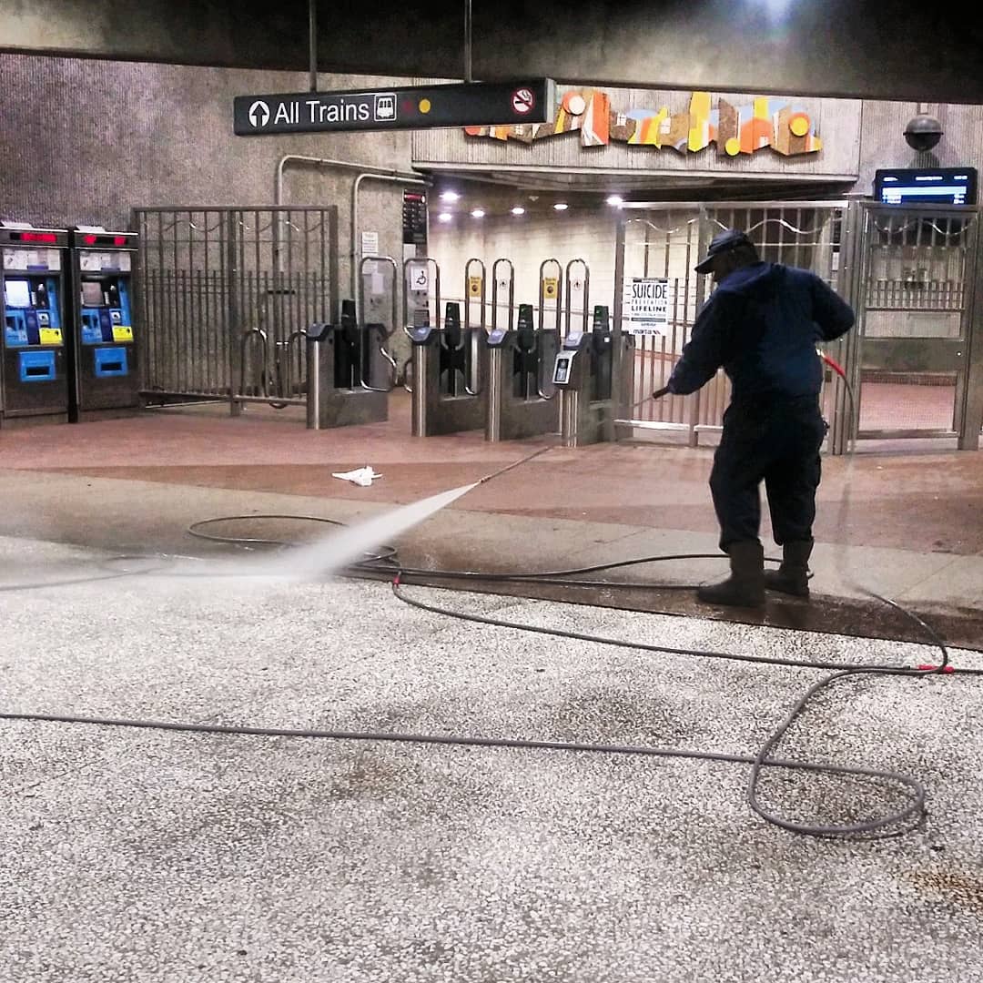 marta_explorers's tweet photo. While you're away...we're taking the time to perform heavy cleaning at every station. This crew recently cleaned the bus loop at Oakland City Station. #StateOfGoodRepair #COVID19 #EssentialTransit https://t.co/C0ZSlZuXWd
