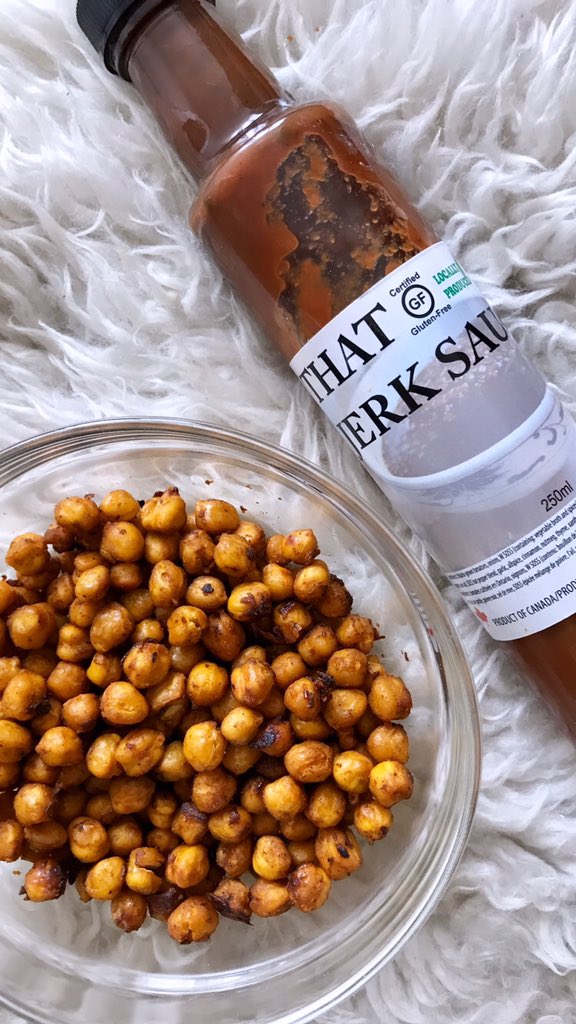ZlatinaTileva's tweet image. Roasted Jerk Chickpeas 🔥
A flavourful, crunchy snack ✅

@DunyaHarvest 🇨🇦
@REDSOSS 🇨🇦 
——————————
#GMOFree #Food #Health #Sauce #Fiber #Vegan #Vegetarian