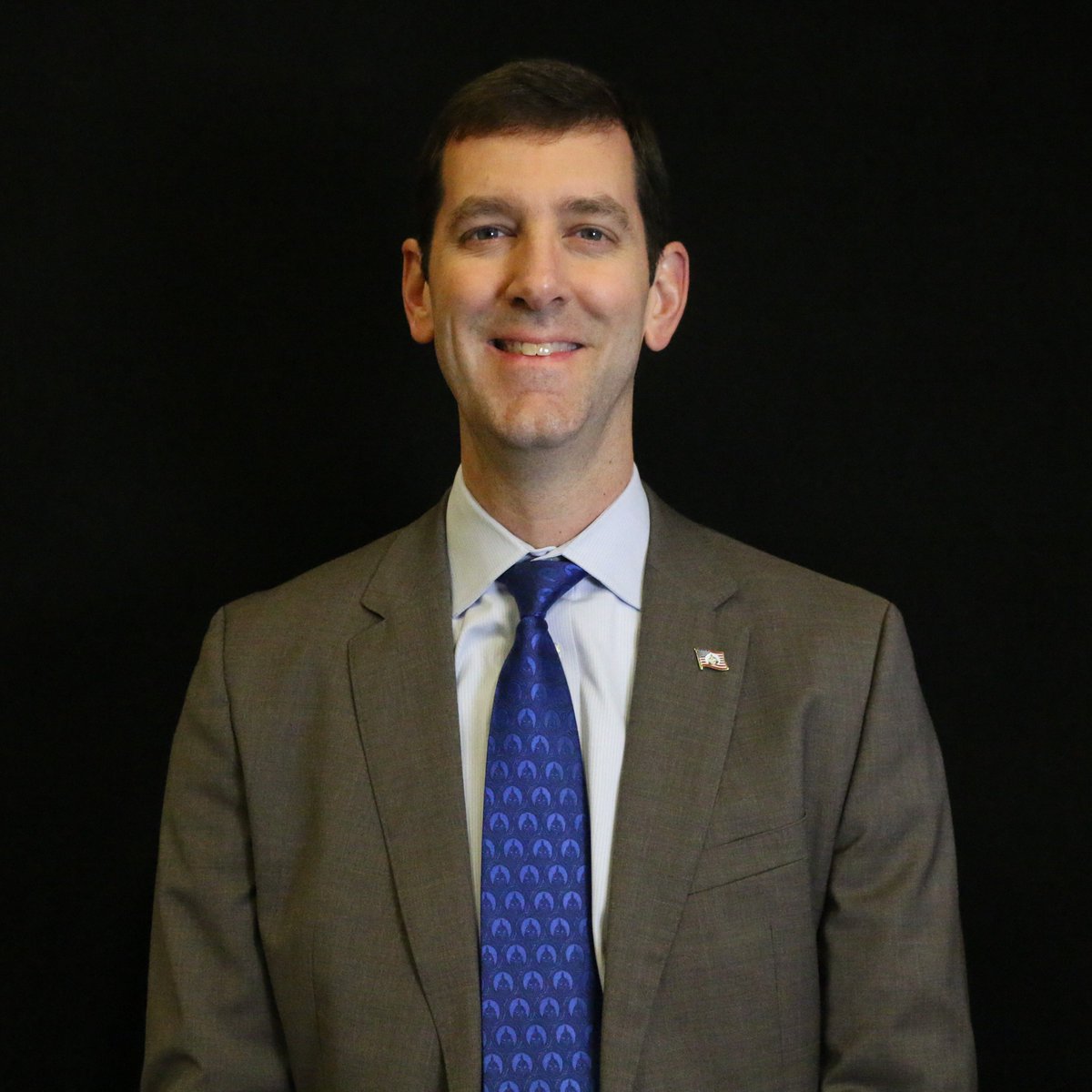 ncacSTEM's tweet image. Mr. Dave DuHadway is #myNCAC's #STEMatHome Speaker this Thursday at 7PM. Dave is an airline pilot and an avid Scouter. Don’t miss the conversation or opportunity to ask him questions! Register by 6PM on Thursday: scoutingevent.com/082-STEMSpeake… #STEM #ScoutingAtHome