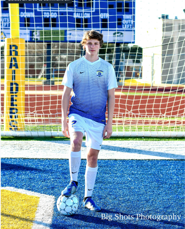 SHSRaiderSoccer's tweet image. 🚨⚽️Congrats to the following players for being selected on the 13-4A All-District 1st Team 🚨⚽️

Sr. Tarek Aziz
Sr. Hawke Leitch
Sr. Jake Nester
So. Max Pate

@aZiZ_TaReK4 @Hawkeleitch @SHS_Sentinel @SunnyvaleISD @SVRaiderBooster