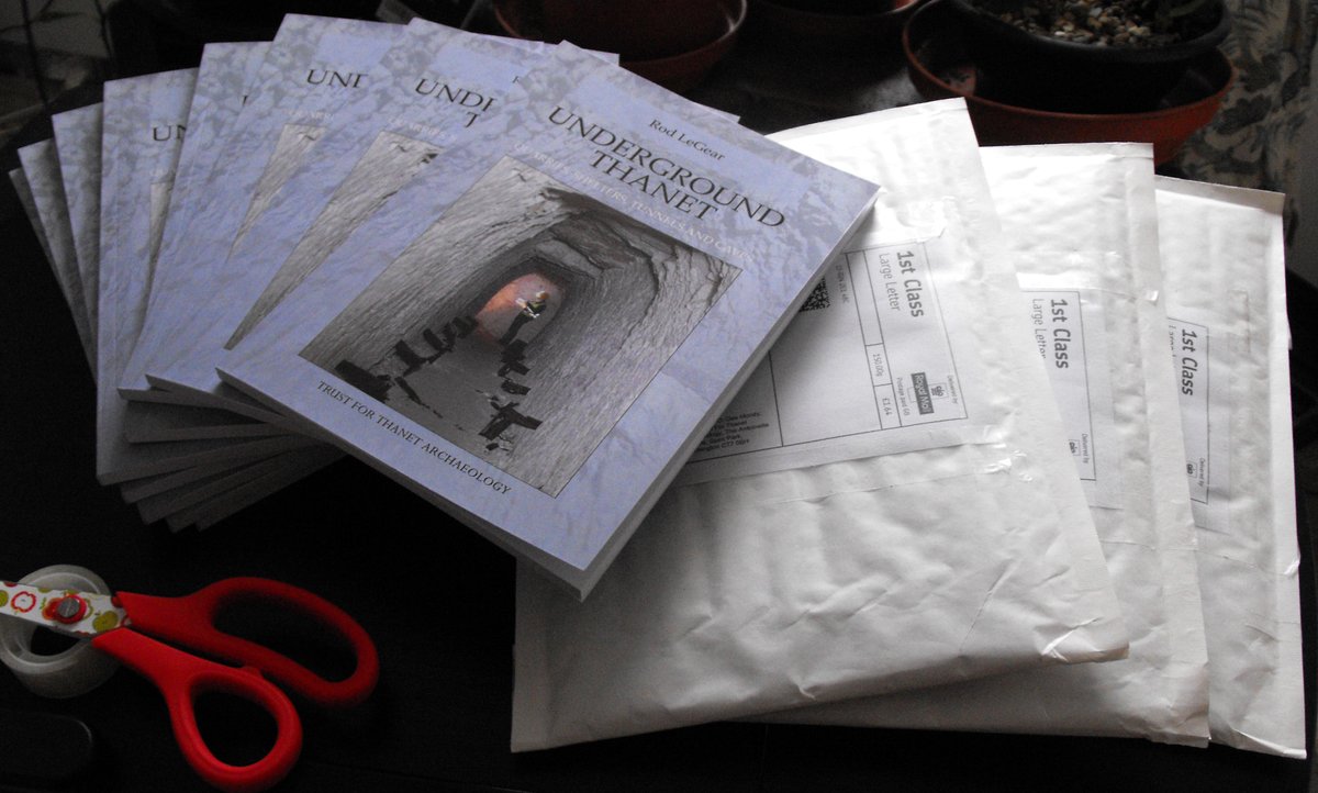 ...and we have this lovely book on #Underground #Thanet, a cornucopia of caves, tunnels and mines that lie below Thanet's chalky crust. You are all positively encouraged to snap one up to fill that space on your bookshelves: trustforthanetarchaeology.org.uk/supporting-the…