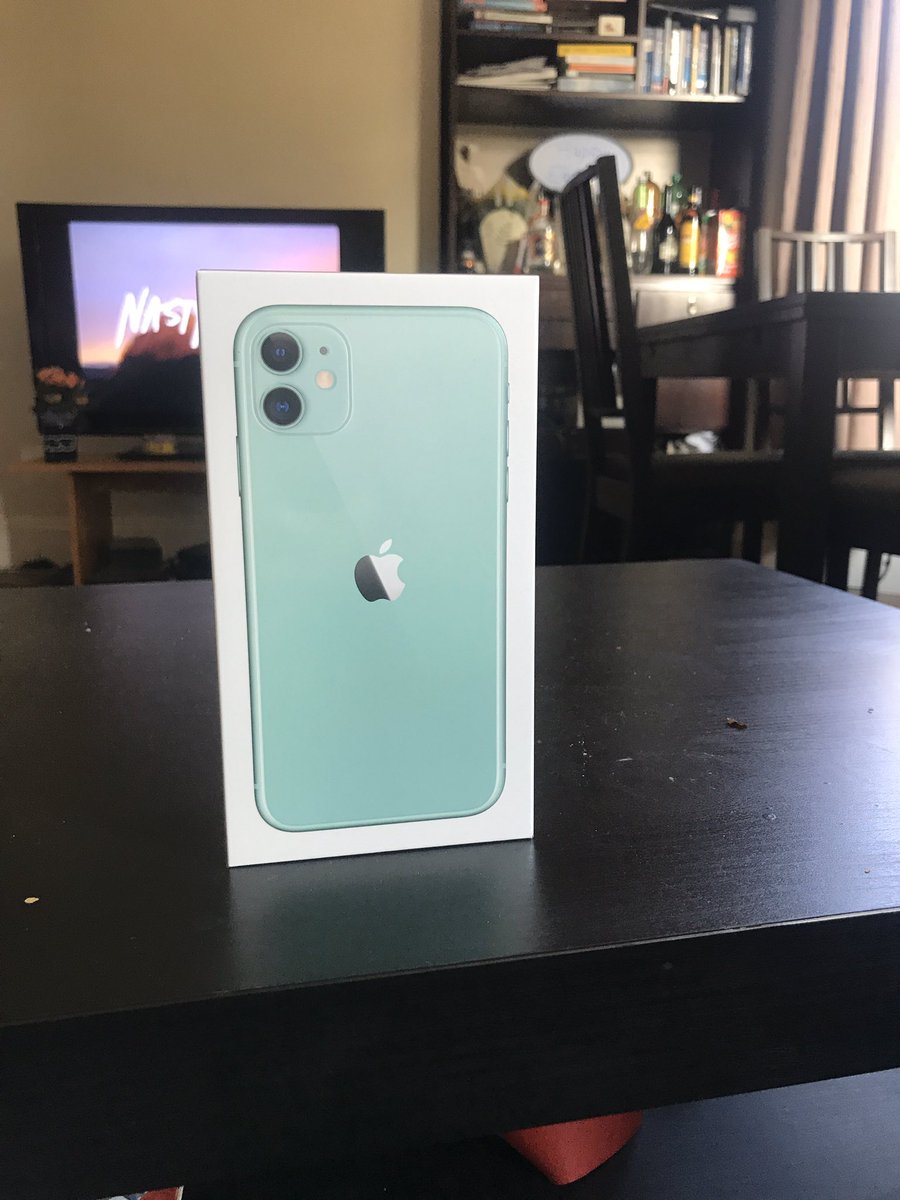 alexmcde's tweet photo. Lockdown treat #endlessspending 💸 https://t.co/kg0M12inn3
