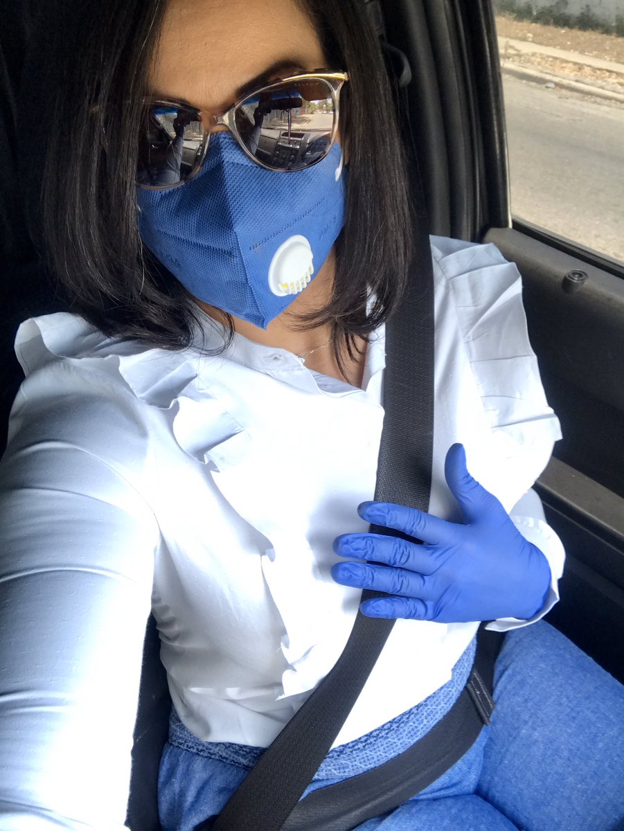 ClaudiaSarante's tweet photo. Si tienes que salir, #PonteElFlow
Mascarillas, guantes y distanciamiento FÍSICO! https://t.co/BDT8XtNqdc
