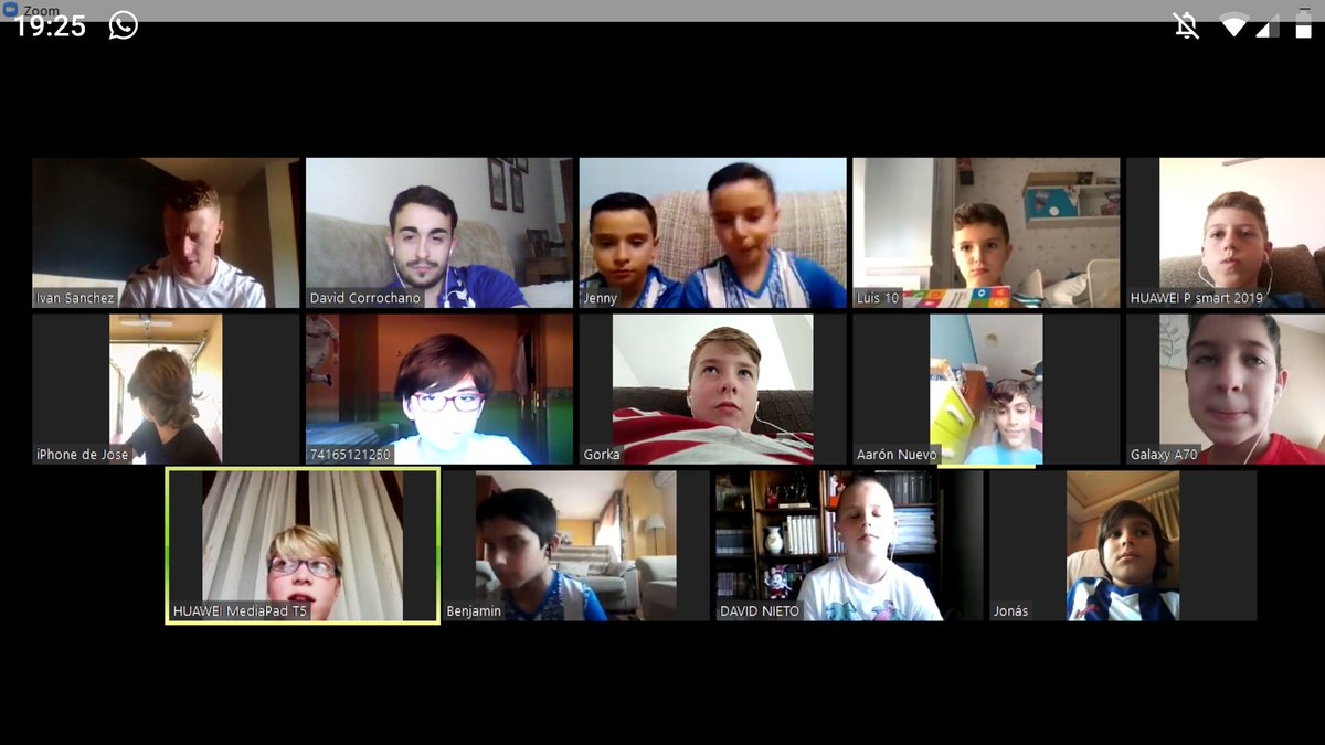CFTALAVERACANT's tweet photo. En la tarde de ayer nuestros chicos del benjamin "A" realizaron una videollamada en la cual estuvieron recordando todos los momentos desde que están juntos!
#LatiendoEnBlanquiazul https://t.co/9r27Si0rgF