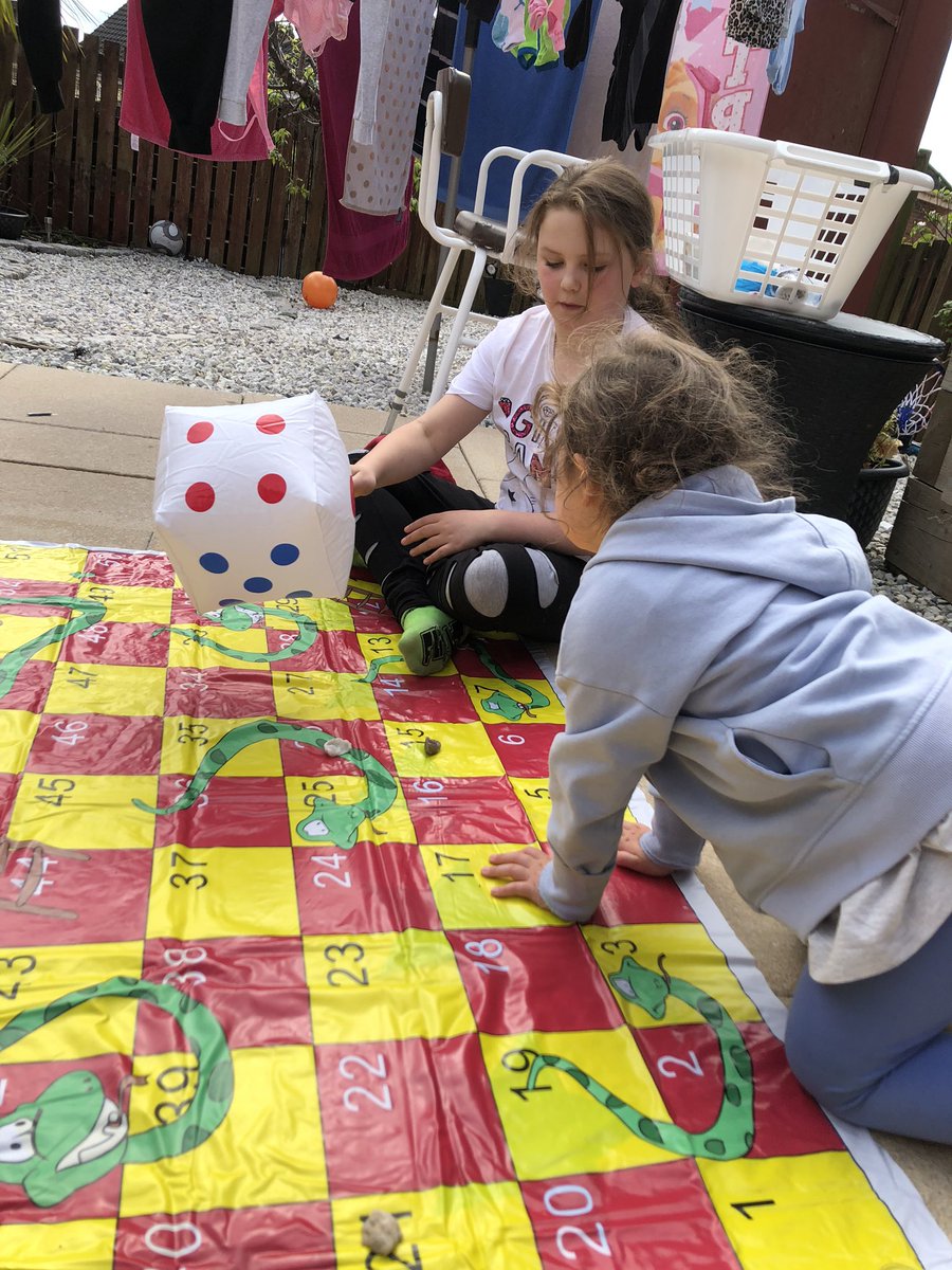 jodibyars's tweet photo. @WallacewellPS Sophie &amp; Mia playing snakes &amp; ladders in the garden @missjardineww @Macksmaw #LearnAtHome #learningthroughplay https://t.co/Kn5br1ryKl