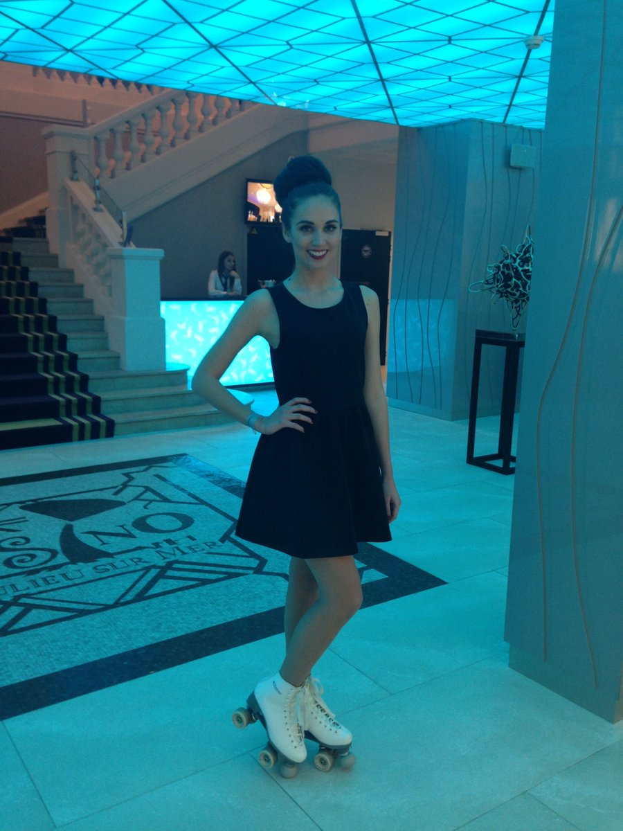 RollerGirlHotesses tweet media
