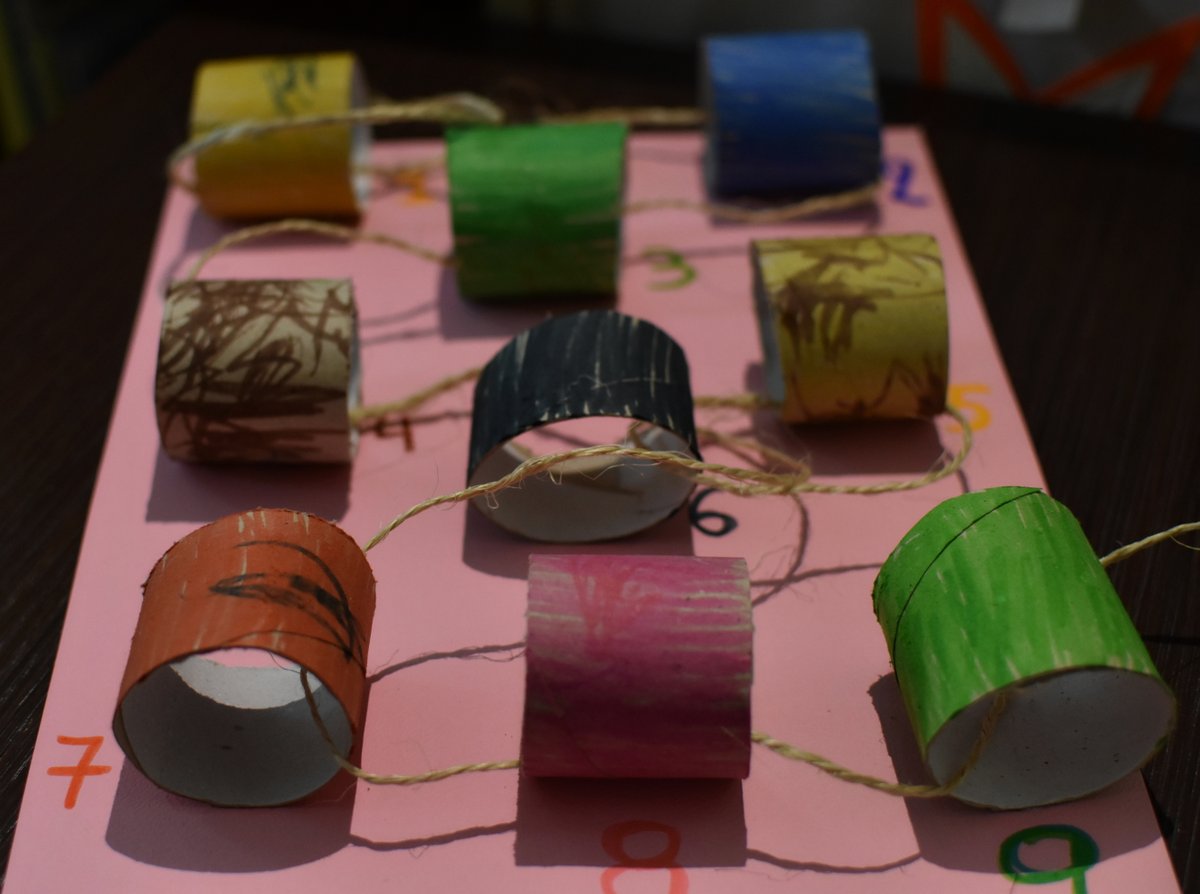 AVitsiou's tweet image. Teaching numbers by following a path.
#teachingnumbers #mathematics #finemotorskills #MontessoriInspiredActivities #handcraft