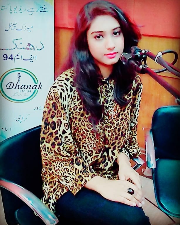 LalPakeeza's tweet photo. My Radio show on FM 94 Dhanak , the show was great and I was very happy to meet with Radio Pakistan Producer and directors .. https://t.co/yzhhd8wsox