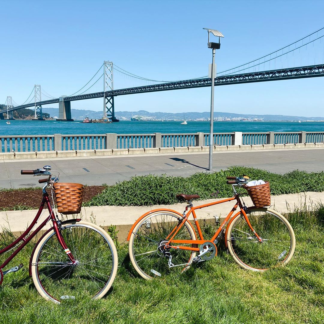 It's Monday, but we're still in a Sunday state of mind. Where did you ride your PUBLIC this weekend?  📷: <a href="/alexitadlt/">alexitadlt</a>