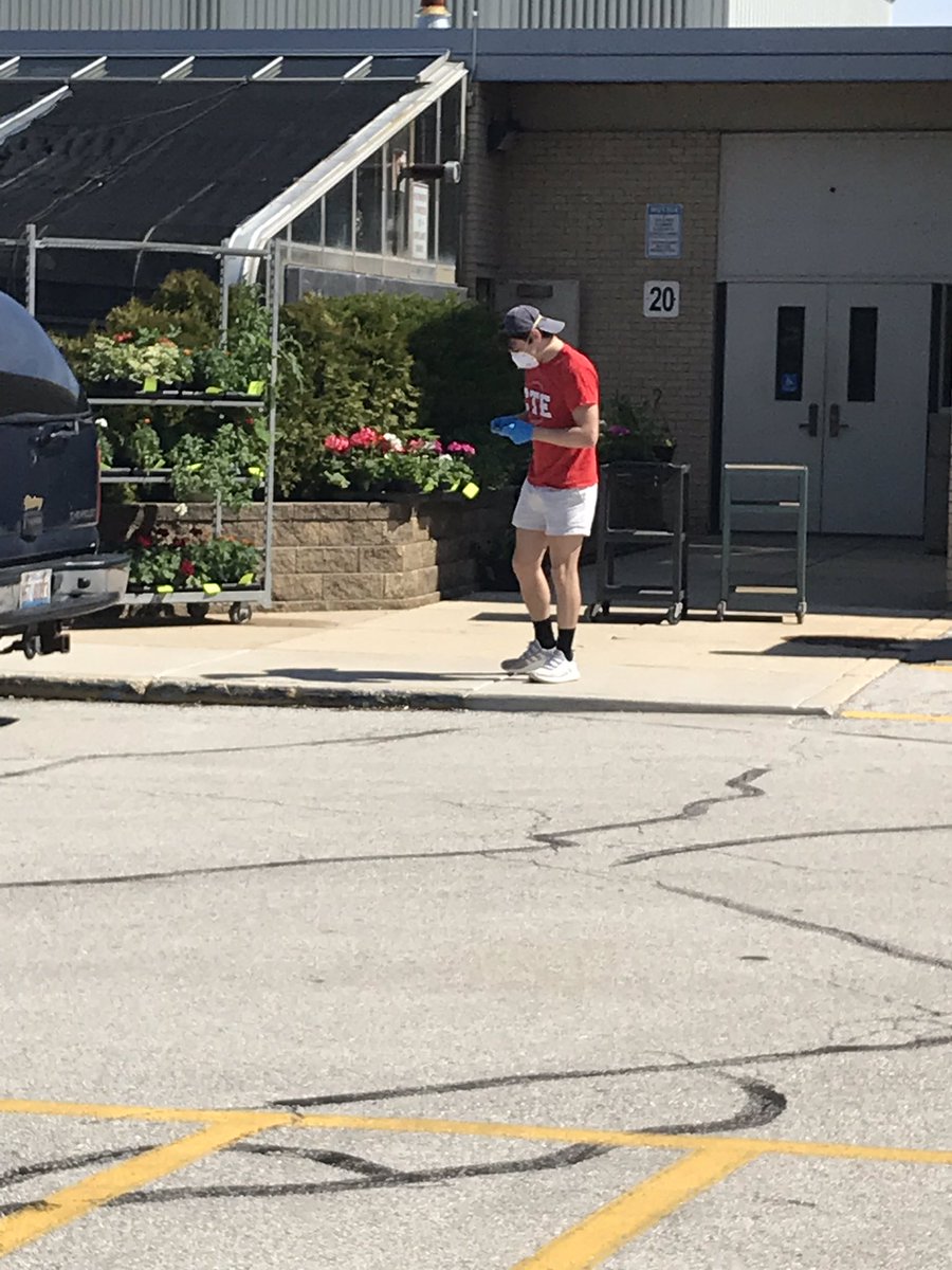 NCHSRedhawksCTE's tweet photo. NCHS AG Plant Sale a Success!   New AG teacher Nolan Moss conducted a plant sale following distancing guidelines.  So proud of the work he has done this year. https://t.co/w6haOiu3M5
