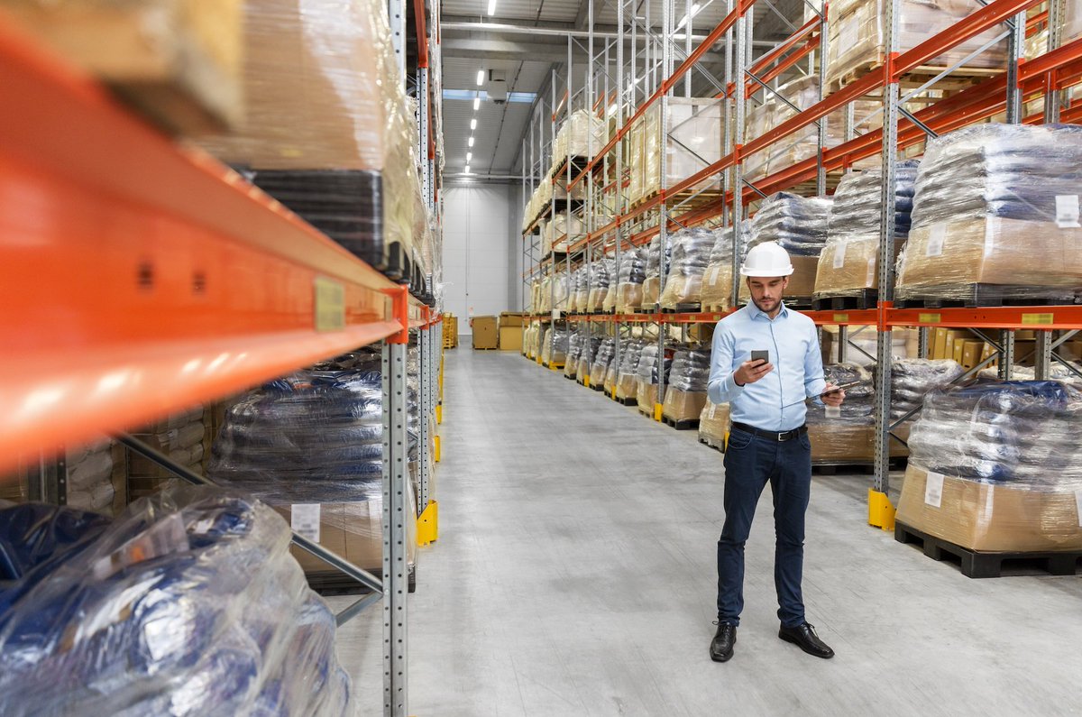 blue_cedar's tweet photo. #mobileapps enable #remotework but UEM controls aren’t always available for apps users want. Blue Cedar makes #mobileapps #enterprisesecurity ready. #cybersecurity #compliance https://t.co/z1aveWpbTJ https://t.co/3v65M1WW1M
