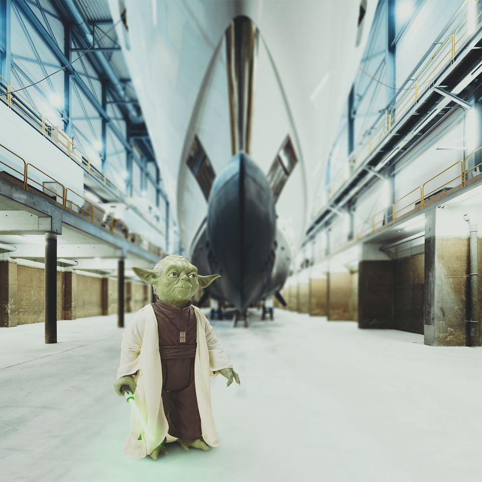 YachtingRussia's tweet photo. May the 4th be with you! Верфи лихо отмечают в соцсетях. У Damen Yachting – темная сторона силы, потому что имперский звездолет на палубе. У Heesen с С-3P0 на палубе и мастером Йодой на верфи – светлая.
#starwars #maythe4th #heesen #amels #damen #yahct… https://t.co/stMe7yKTit https://t.co/SAbZf1xiBt