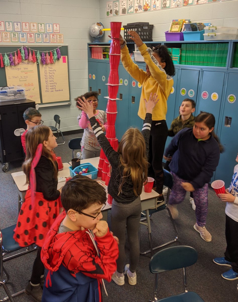 Fig_119's tweet photo. It's #TeacherAppreciationWeek2020 and I'm really missing everyone. We made some great memories and missed out on so many more. These are the last pictures I took this year. S.P.A.R.K, Rockstars on Dreambox, Read Across America #figsfab4thand5th @matulapto @matulalibrary https://t.co/L81fKkMddh