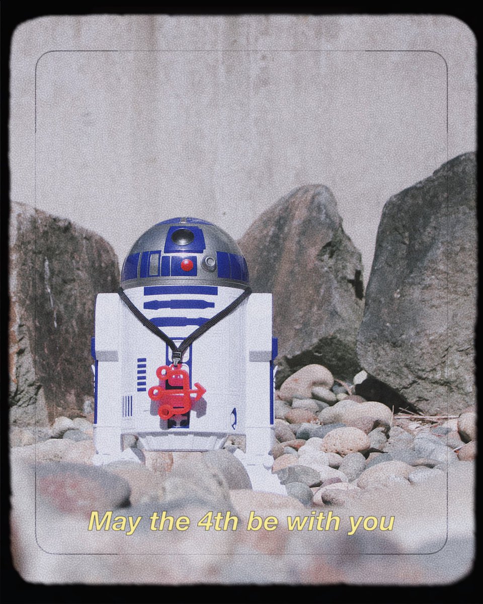 enceptacorp's tweet photo. Isolation can be tough, but this tough droid is making the best of it. 

#MayThe4thBeWithYou #StarWarsDay #EssentialWorkers #essentialservices #workingfromhome https://t.co/LXpPIDUh02