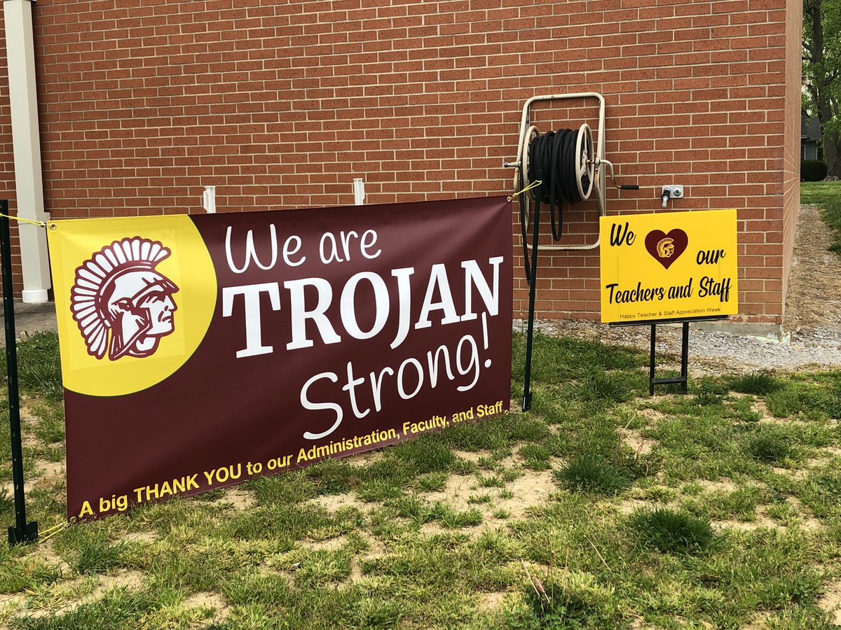UnityPointCCSD's tweet photo. Happy Teacher/Staff Appreciation Week!! #ilschoolsstepup #TeacherAppreciationWeek #distancelearning https://t.co/2M4kSlNGTH