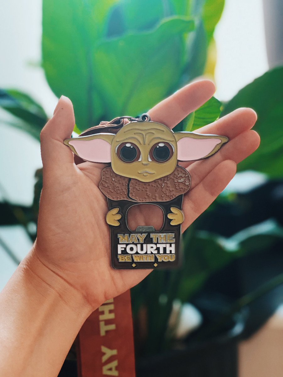 WeavRun's tweet image. Happy #StarWarsDay! Today for #MedalMonday we’re featuring the “May The Fourth Be With You” virtual race from @MedalDash! 🏃‍♂️🚀

#run #running #marathonlife #trainingeveryday #runpassion #weavrun #runmusic #adaptivemusic #runmotivation #temporun