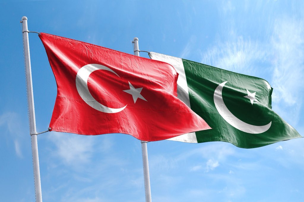 EzraTurkish's tweet photo. May Allah not give opportunity to those who want to break our unity. We are two states, one nation! 🇹🇷🇵🇰
#turkpak https://t.co/X64O2CFdWL