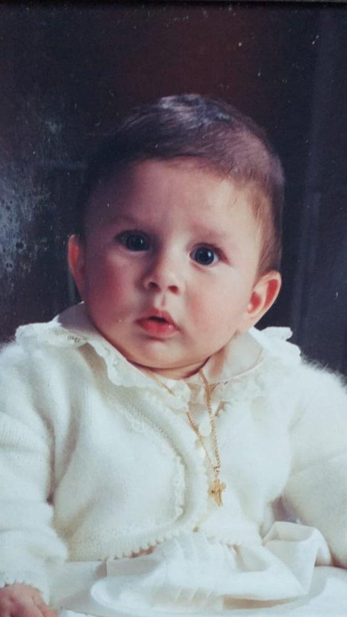 CoviranFs's tweet photo. 👶🏻❓| Quen é o xogador?

Deixamos esta imaxe onde aparece un xogador do noso equipo, e queremos ver se sodes capaces unha vez máis de decirnos quen é⬇️⬇️⬇️

#ImosCovi💪🏻 #QuedaNaCasa https://t.co/ibC6TbJfTv