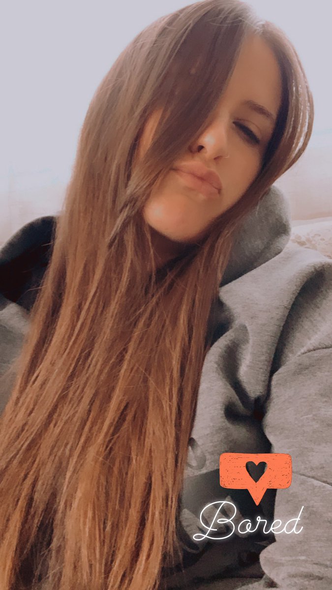 Beitascon's tweet photo. + Igual debería de cortarme el pelo ... 
( espera que lo piense ...) 
+ Mmmmmm NO 😂
#bored #cuarentena #casita ♥️ https://t.co/WE23UlzEwx