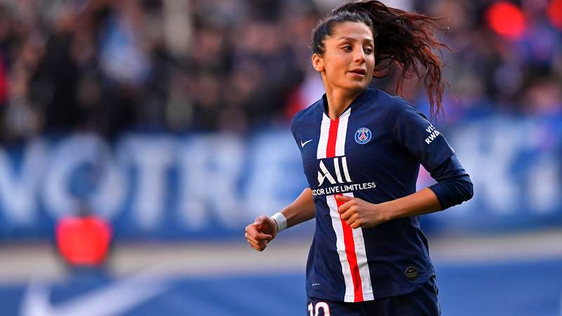#PSG_Feminines @nadia_nadim , 32 ans, Danoise, foot pro, docteur et future chirurgienne écrit 1 lettre d'Artiste pr Paris, afin d'annoncer qu'elle prolongeait son contrat qui termine ainsi "Un artiste n'a pas de domicile en Europe excepté Paris !" Chapeau!
https://t.co/jxOsf4lxbw https://t.co/ehihAQJW3o