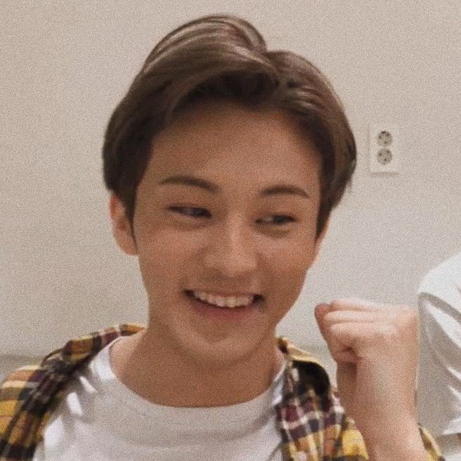 MINHY30NG's tweet photo. HEY YOU! YES YOU! PLS DROP A PIC OF MARK LEE SMILING BECAUSE I BADLY NEED THEM RN, I THINK NOT JUST ME BUT ALSO THE WHOLE WORLD NEEDS THEM NOW! 🥺❤️✊ https://t.co/0mX2fGLzY4