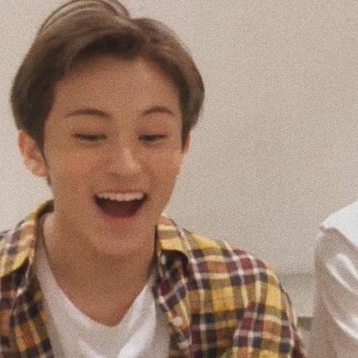 MINHY30NG's tweet photo. HEY YOU! YES YOU! PLS DROP A PIC OF MARK LEE SMILING BECAUSE I BADLY NEED THEM RN, I THINK NOT JUST ME BUT ALSO THE WHOLE WORLD NEEDS THEM NOW! 🥺❤️✊ https://t.co/0mX2fGLzY4