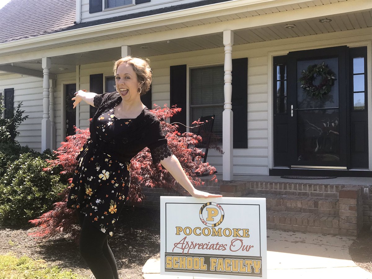 McGinnis815's tweet photo. This little spunky lady loves her sign!!!@jenifer_rayne @CreeseCharlene @WorcesterSystem @BPthe_VP @huffy3420 @PocoCounselors @melodi_power #WeLovePocoStaff #TAM2020 https://t.co/AT9GXxa7lL