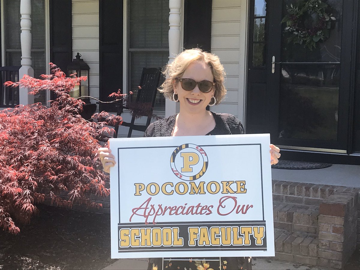 McGinnis815's tweet photo. This little spunky lady loves her sign!!!@jenifer_rayne @CreeseCharlene @WorcesterSystem @BPthe_VP @huffy3420 @PocoCounselors @melodi_power #WeLovePocoStaff #TAM2020 https://t.co/AT9GXxa7lL