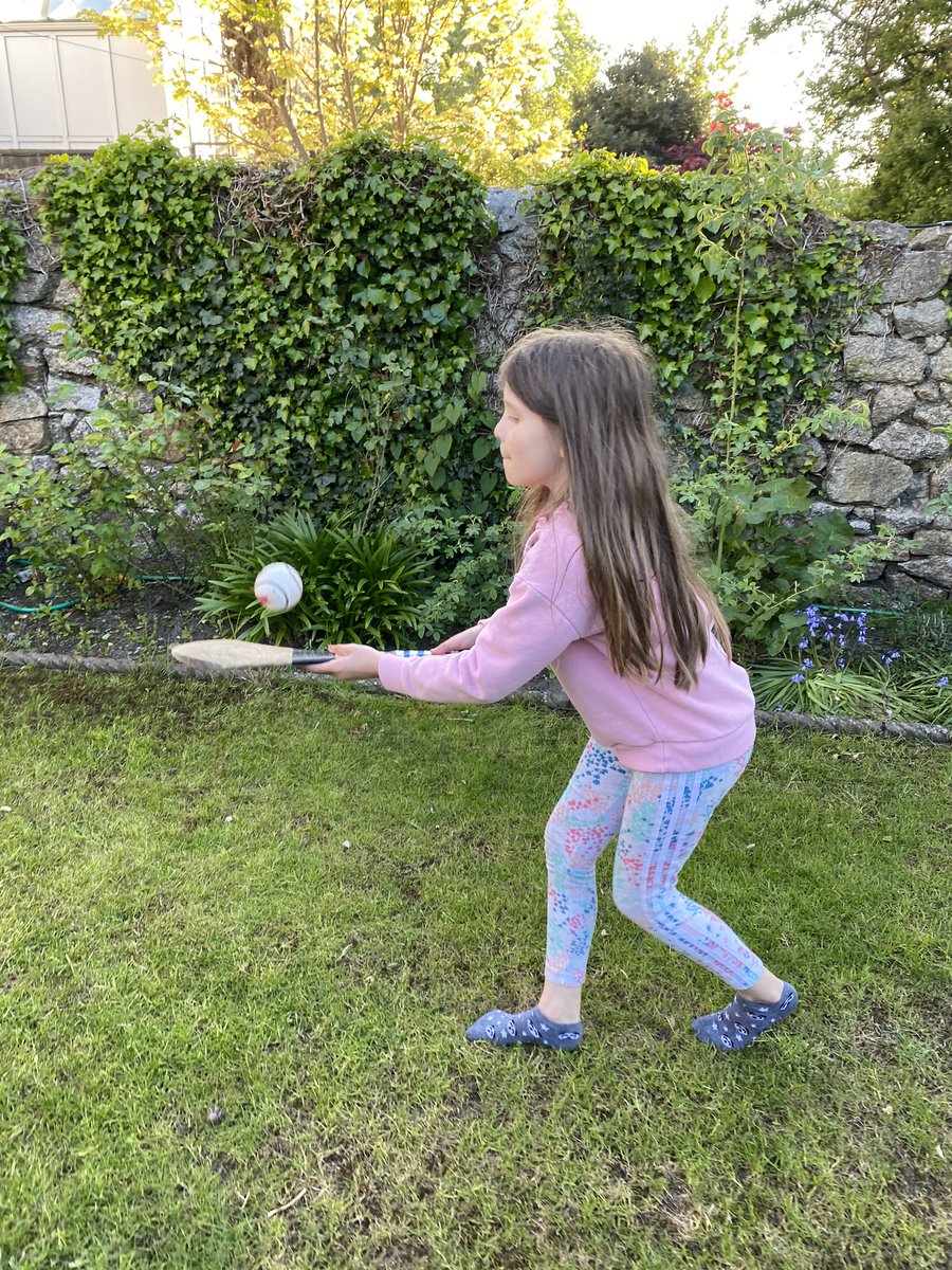 Working on her camogie skills during #ActiveHomeWeek <a href="/ActiveFlag/">Active School Flag</a> <a href="/stclares1803/">St. Clare's Primary</a>