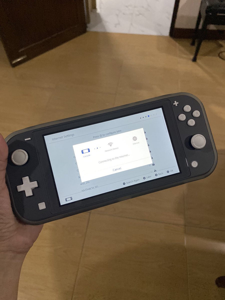 jminiyy38's tweet photo. ขาย Nintendo Switch Lite สี เทา ประกันเหลือถึง 20/02/64 ราคาลดแล้วลดอีก เครื่องใหม่กริบ อปก ครบ สนใจสอบถามเพื่มเติมได้คะ ปล่อยต่อราคา 7000 #NintendoSwitchTH #จุฬาฯมาร์เก็ตเพลส #NintendoSwitchTH https://t.co/5vCJ0MZjJr