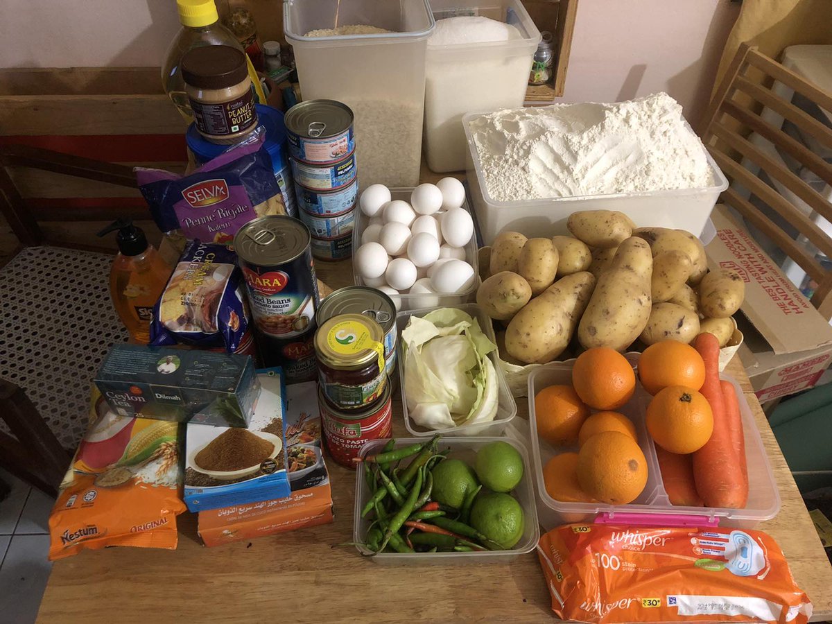 phaxIe80's tweet photo. Great to see goverment set up and deliver care package to my friend who is a single mother. https://t.co/eLd9RZ9ij7
