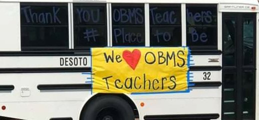 Reno612Math's tweet photo. @OBMSPride really does have the best principals and PTA. Thank you! 💙💛 #placetOBe #TeamDCS https://t.co/4cLw3xpHhE