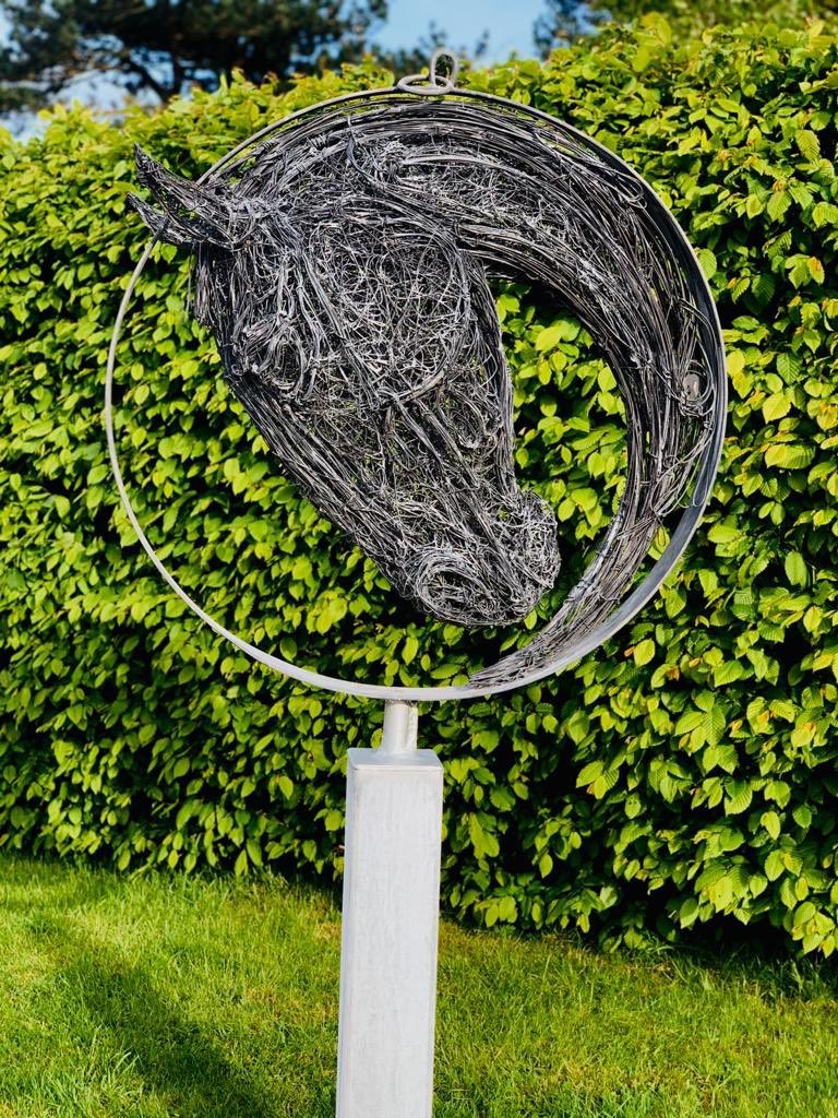 ruperttill121's tweet photo. This sculpture is now completed and ready to go to Jose Eastwood Fine Art’s. If you would like further information about the piece please either contact myself or the gallery 🐎 #GardenSculpture #WireSculpture #ArtGallery #GardenArt #ArtInTheGarden #Horses #RTillSculptures https://t.co/YN7x6A9gaY