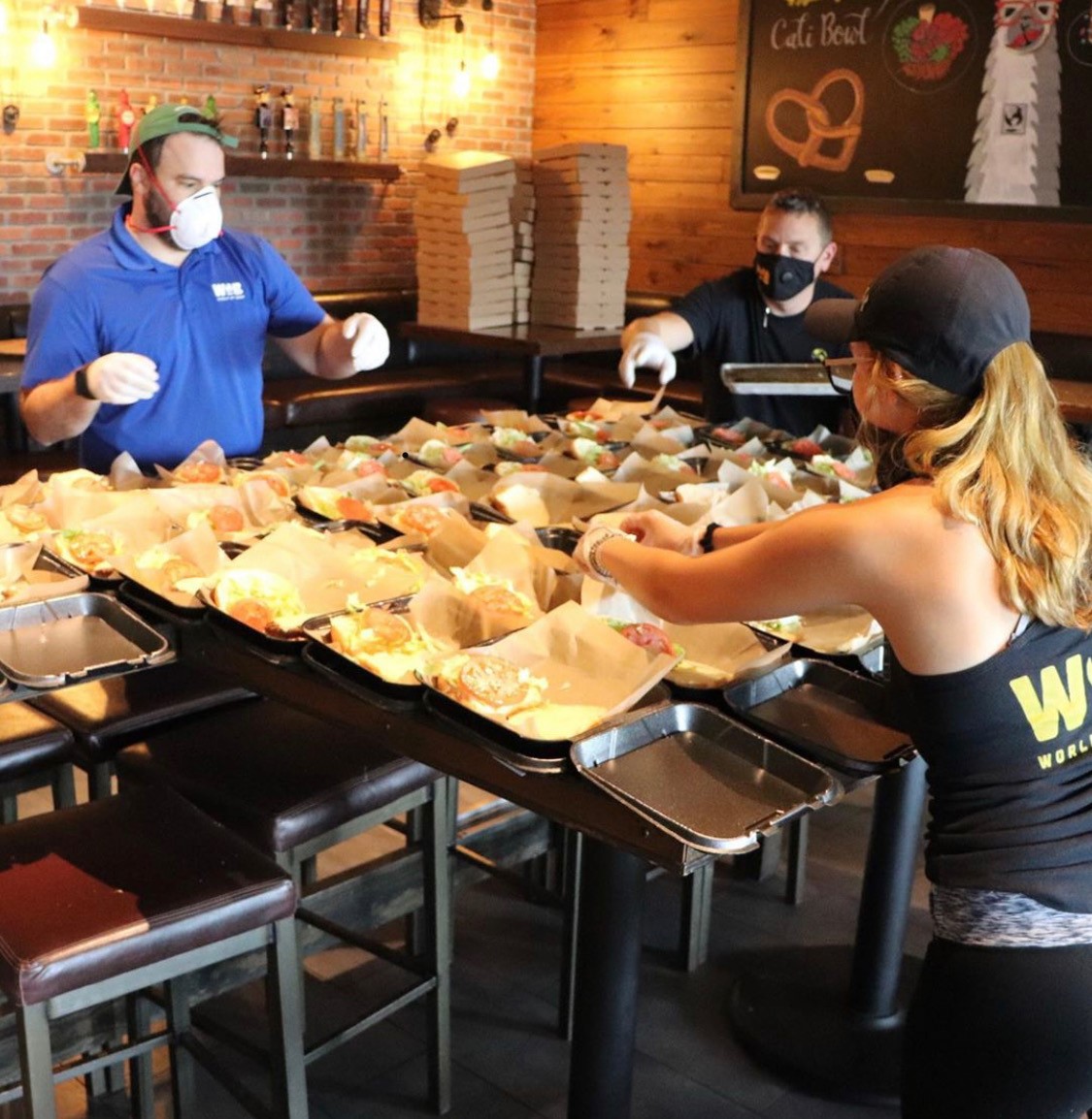 Throughout the month of April, our friends at @wob_usa picked one hospital per week to donate packaged meals to frontline workers.
 
In total they have donated 566 meals to different Tampa Bay area hospitals. 💙
 
Donate here if you can: tbl.co/ftf