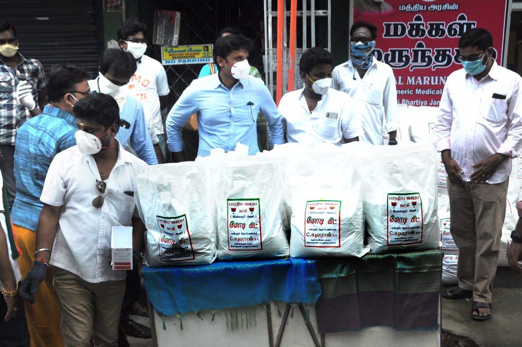 yuvaraj_C_BJP's tweet image. Contributed #ModiKits with Dry Ration &amp;amp; Essentials for the 50 needy  Families which was distributed by #BJYM #Tamilnadu State President @VinojBJP Anna #FeedTheNeedy @Murugan_TNBJP @JayamAarthik @JPNadda @poonam_mahajan @PMOIndia #BJYMCares
Yuvaraj.C
BJYM General Secretary S.C