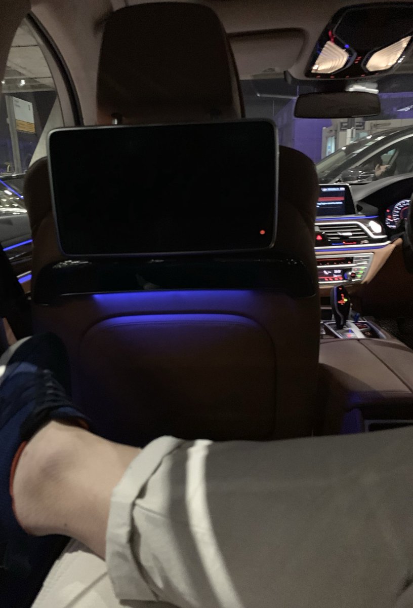 넘 놀러가고싶다 공기좋고 시설 좋은곳에서 뜨겁게....

#초대남 #초대녀 #커플만남 #부커만남 #스와핑 #쓰리썸 #일찰 #섹트 #난교 #갱뱅