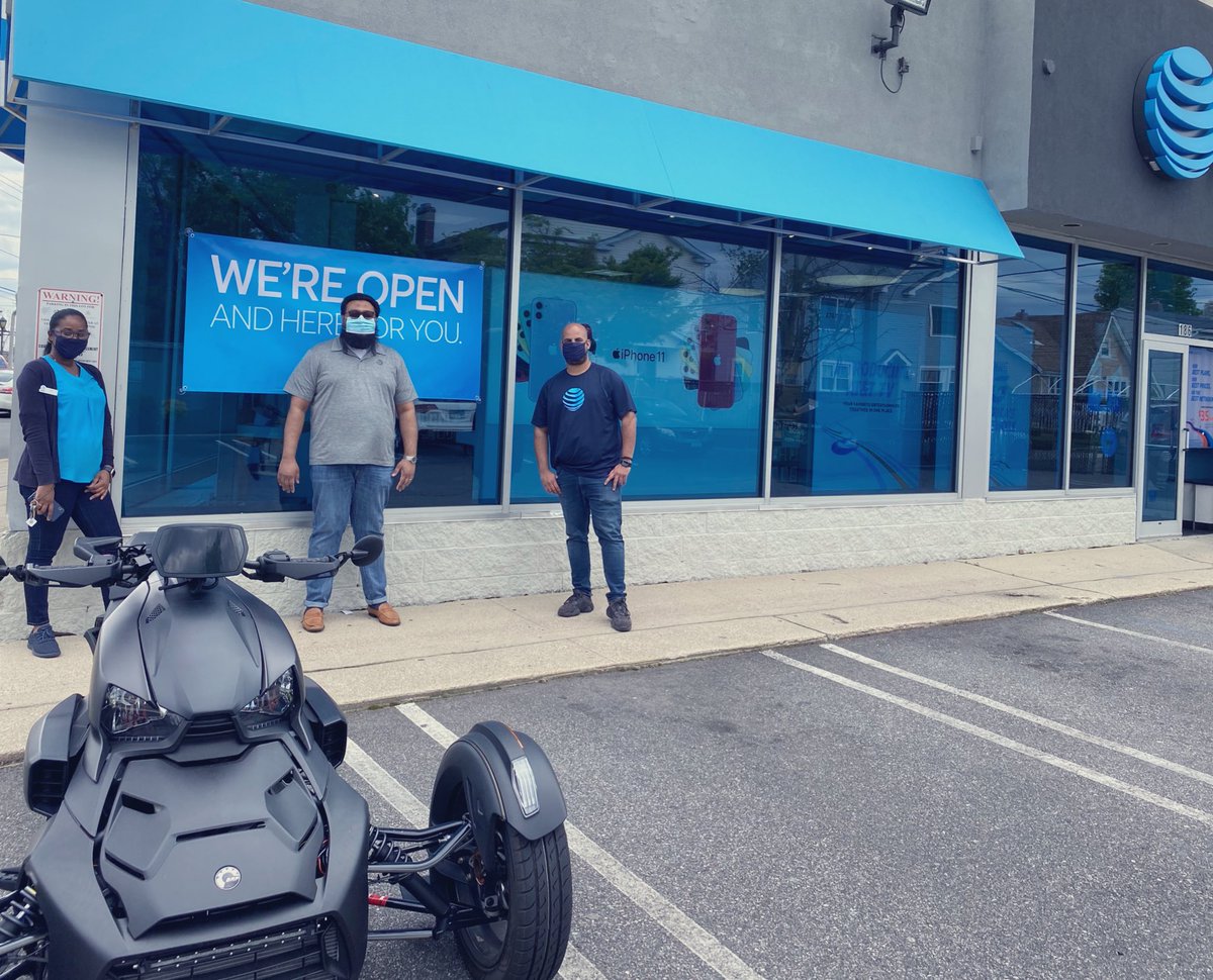 Merrick is open &amp; and here for you. #teammerrick #slaymay <a href="/KirkBailey17/">Kirk Bailey</a> @VineciaWilks @LozoyaJoey <a href="/judy_cavalieri/">Judy Cavalieri</a>