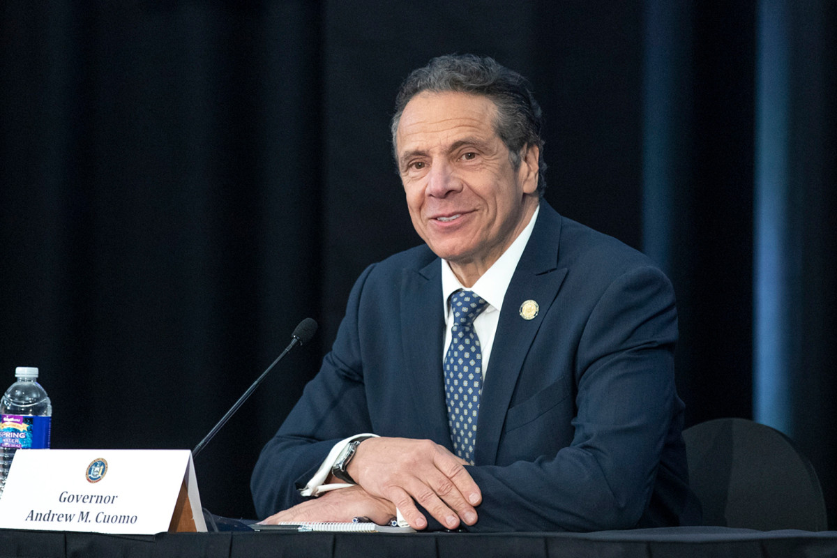 nypost's tweet photo. Andrew Cuomo outlines New York's four-phase coronavirus reopening https://t.co/NJC616QfLi https://t.co/iasltEUTgI