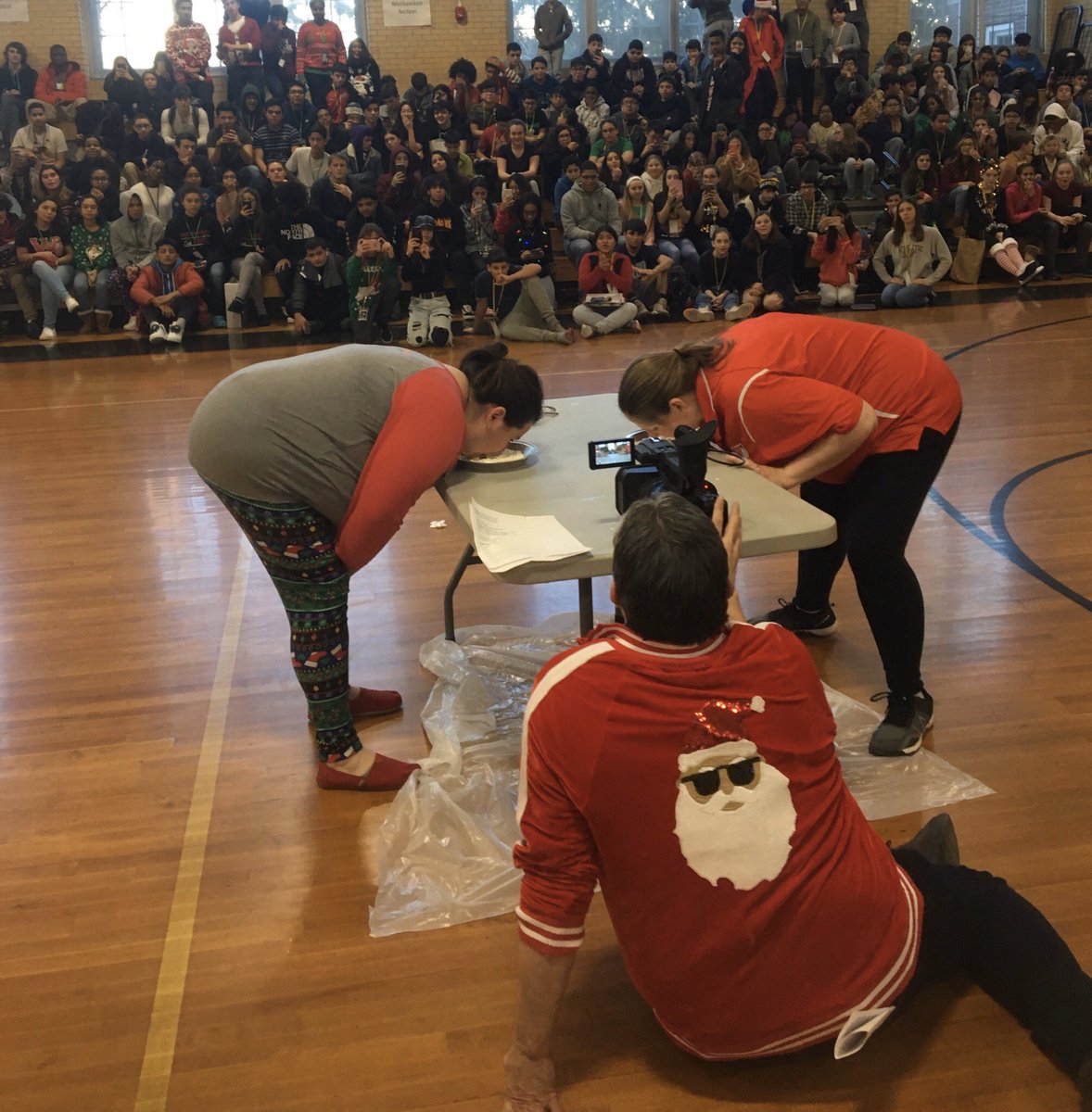 MsMonty207's tweet image. #WeeWorkTogether - missing all these crazy amazing people I work with! @WeehawkenTSD