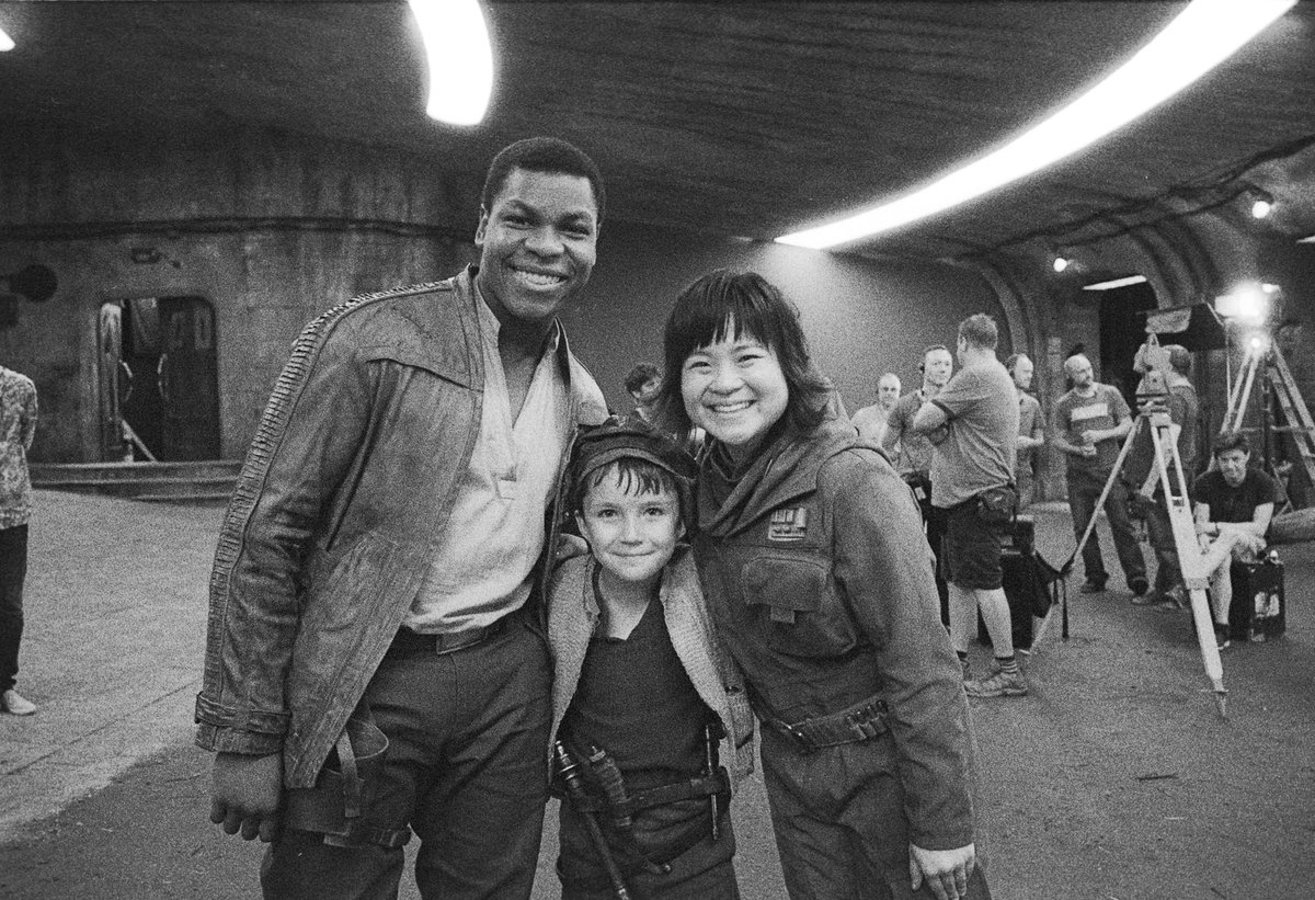 rianjohnson's tweet image. ahhhh FEEL THE LOVE #MayThe4th