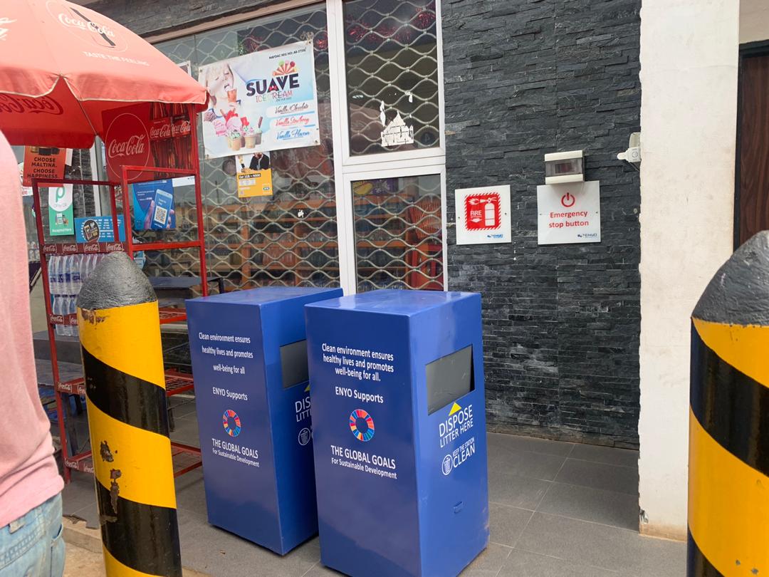 SERVIQEnergy's tweet photo. Just before the lockdown, we fabricated and delivered a number of these bins to one of our clients. 
#steelbins #metalbins #steelfabrication #greatservicealwaystherightchoice #happycustomer https://t.co/sq9xPpRGlB