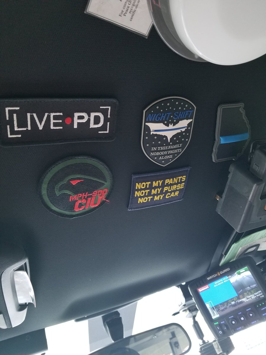 Devildog683's tweet photo. The ceiling in the "office".
#Batmobile #LPRUnit ๐ #NightShift nobody does it bettah.๐ฏ๐
Time to punch that clock!
#GCSO #Gwinnett
#LivePD #LivePDNation https://t.co/RmCqMZtWHr