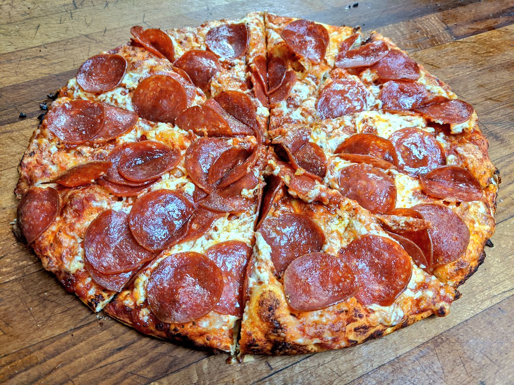 It's Pepperoni Monday today! #dailyspecial #curbsidepickup 😋