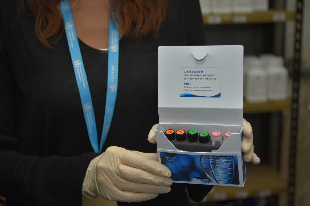 farmacenterpy's tweet photo. En alianza con empresas y organizaciones miembros del @pactoglobalpy, donamos 10.000 test de detección del COVID-19 al @msaludpy. De esta manera, seguimos sumando acciones para luchar juntos contra el COVID-19. #CuidemosLoQueImporta https://t.co/6Lu2VQuFRR