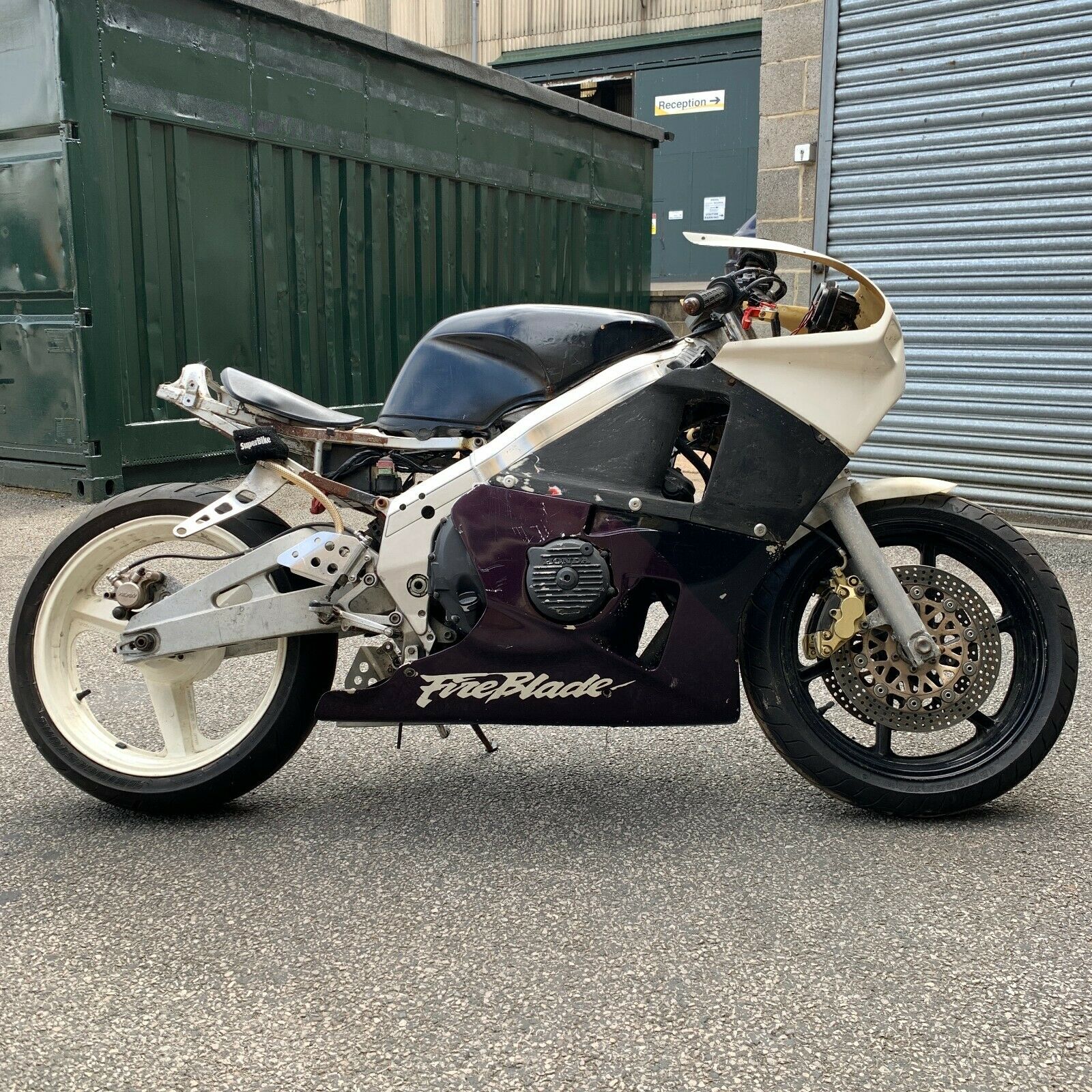 Cbr 400 nc23 deals