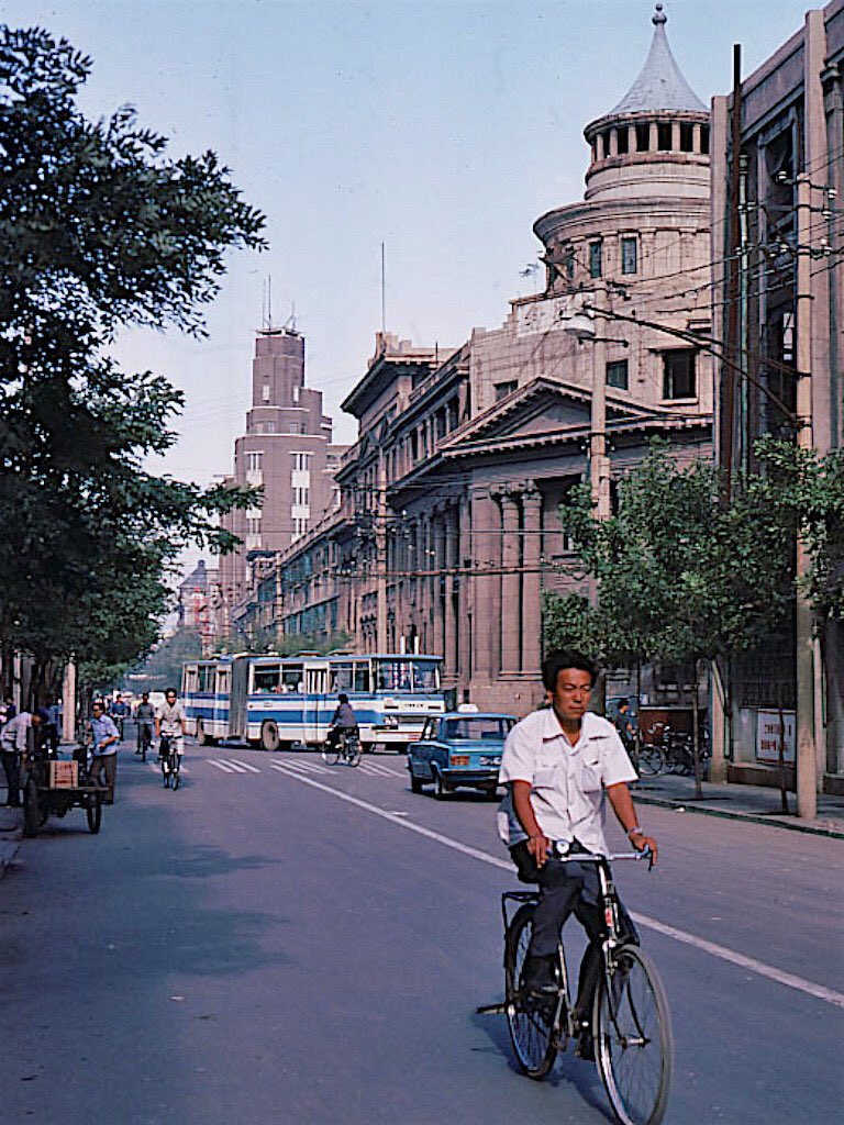 fengcheng_ccc's tweet photo. Tiānjīn, China, 1983
Photo by Leroy W. Demetry

Tianjin (formerly as Tientsin) is a coastal metropolis in northern China and one of the four national central cities of the People's Republic of China (PRC) and is also the world's 11th-most populous city proper. https://t.co/TNBvIWDwd7