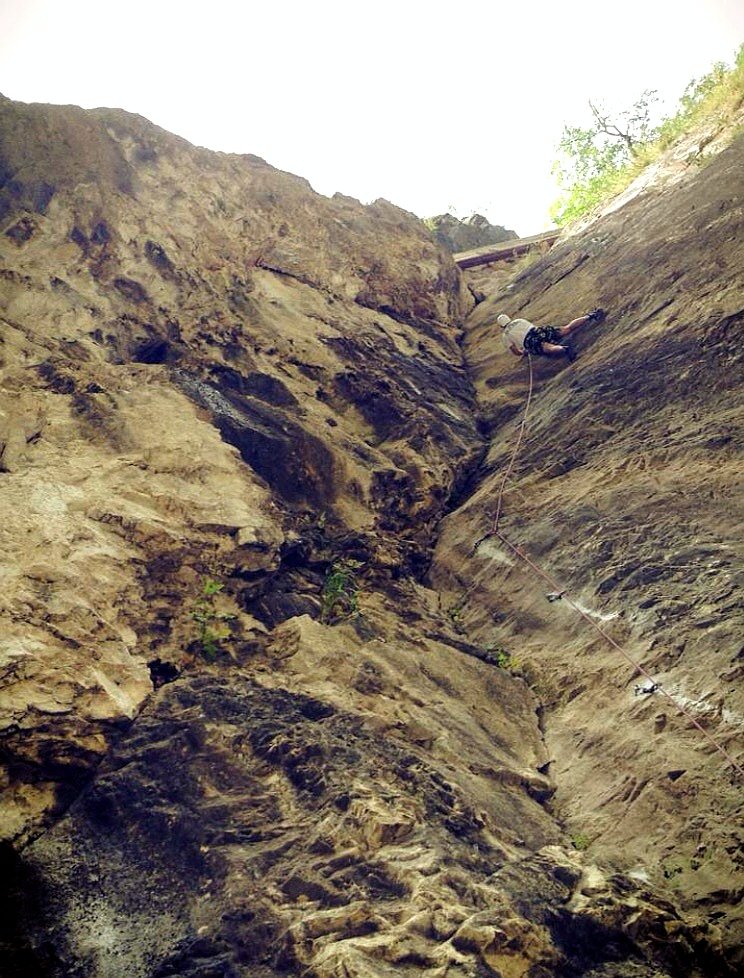 marimangat's tweet photo. After bolting of new rout, it's time for climbing in no-name rout😂🤔👌👋🇽🇰💪💪💪🌲🌳🙋🧗♂️🧗♂️🧗♂️☘️ @virtytmorina @PejaTourism @VisitPeja @peaksofthebalka #climbing #multipitchclimbing #Travel #TravelTomorrow #Europe #climbingeurope #Kosovo https://t.co/ritHVQkydM