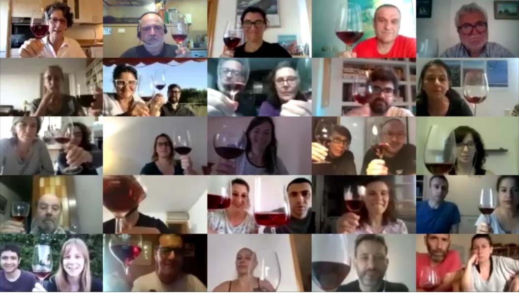 VeremaSolidaria's tweet photo. Avui, inici del curs de tast amb @ClaraIsamat i els vins de @VeremaSolidaria. 2.800€ que sumen a l'#enosolidaritat.
@la_vinyeta @CellerEspolla @CellerCredo @RaventosiBlanc @Gramona1881 @vallllach @RafolsdelsCaus https://t.co/CrXIW33jbc