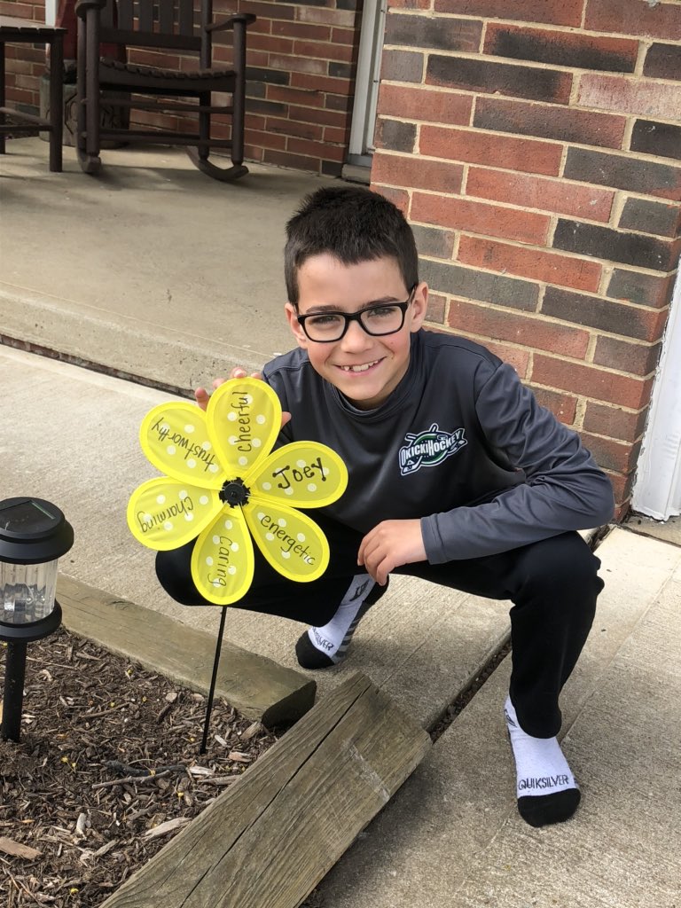 jjvelotta1's tweet photo. Thank you to one of the best teachers @Kristinbarth5! She brought a huge smile to Joey’s face today! Blessed to have such special people in our lives! #teammillridge https://t.co/4FcbG4UkEv